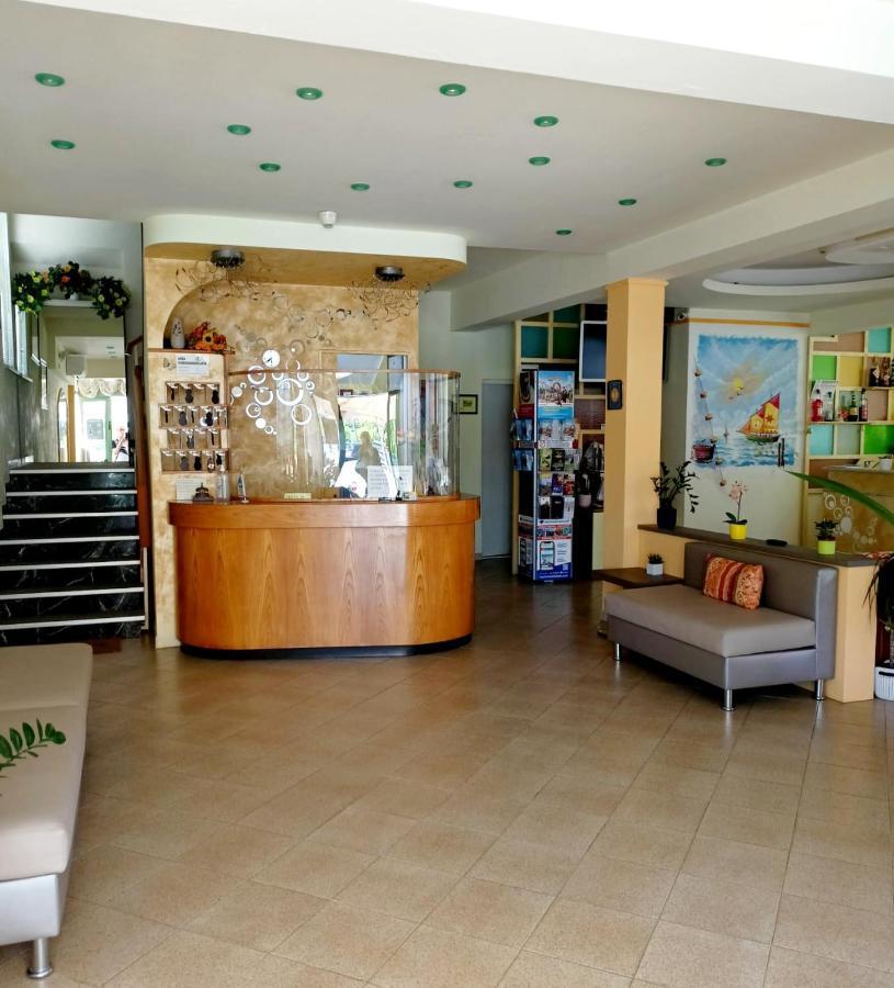 Costa Del Sole Only Room Milano Marittima Exterior photo