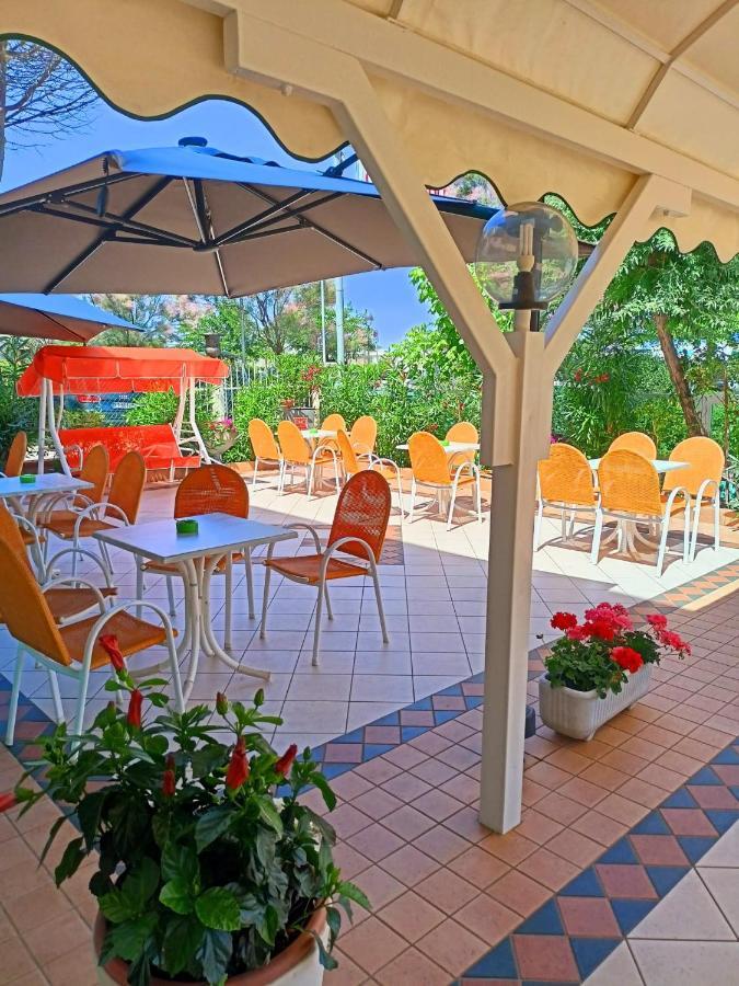 Costa Del Sole Only Room Milano Marittima Exterior photo