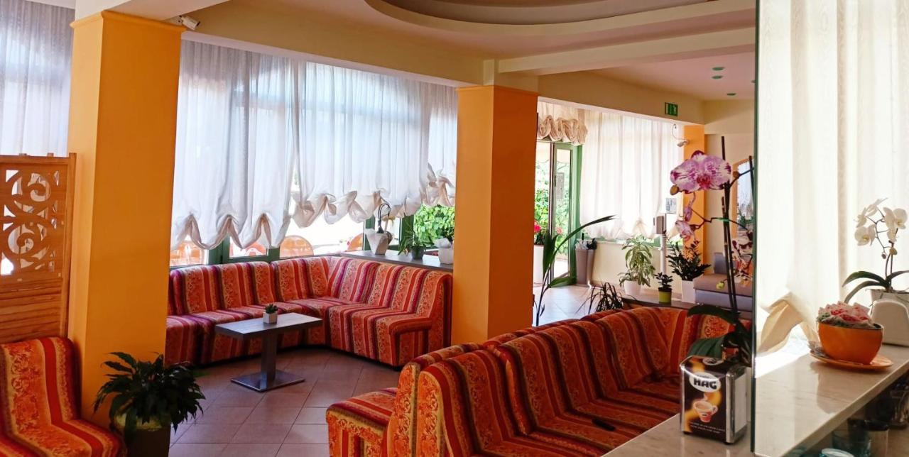 Costa Del Sole Only Room Milano Marittima Exterior photo