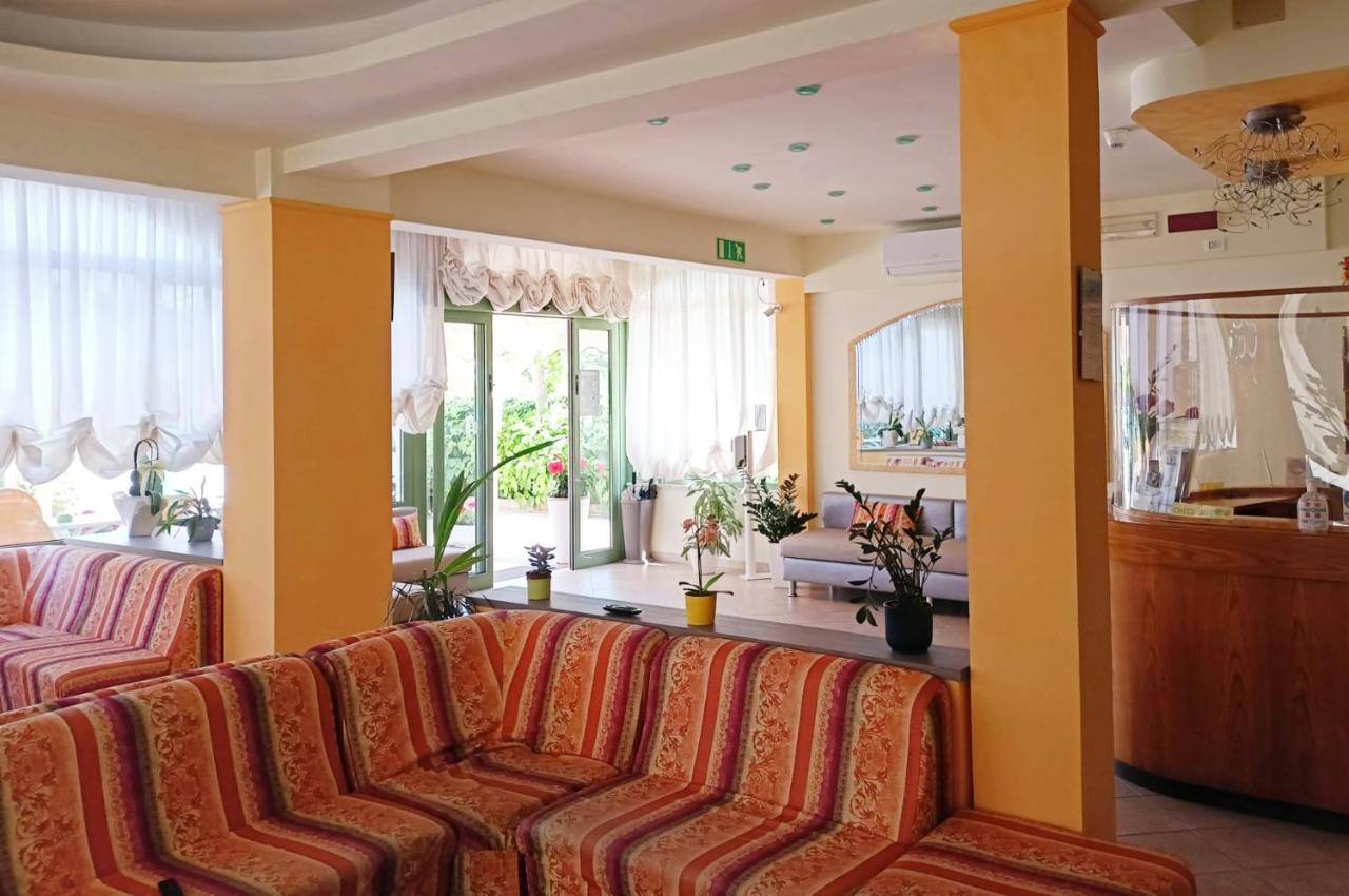 Costa Del Sole Only Room Milano Marittima Exterior photo