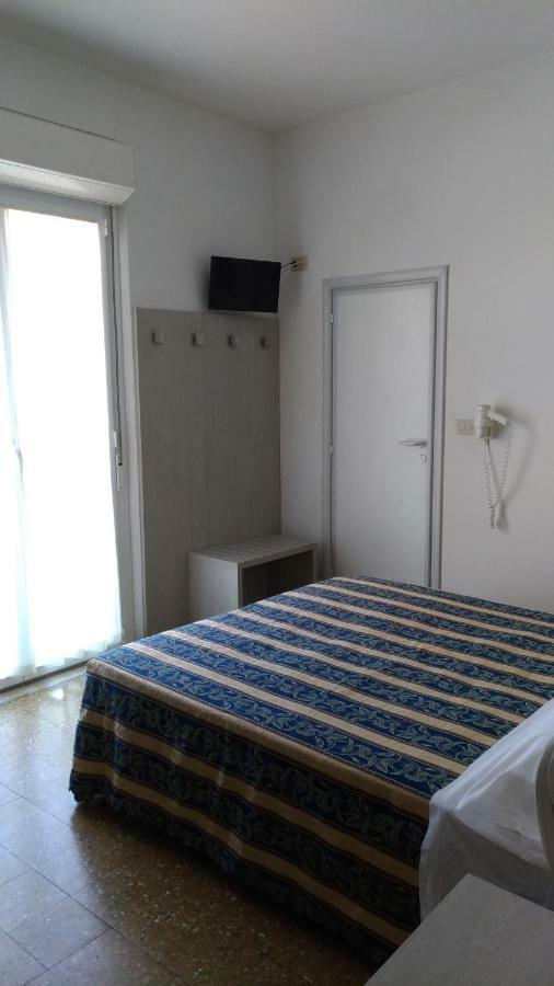 Costa Del Sole Only Room Milano Marittima Exterior photo